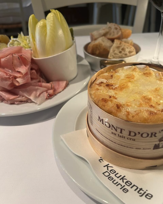 SUGGESTIE: VACHERIN MONT D’OR 